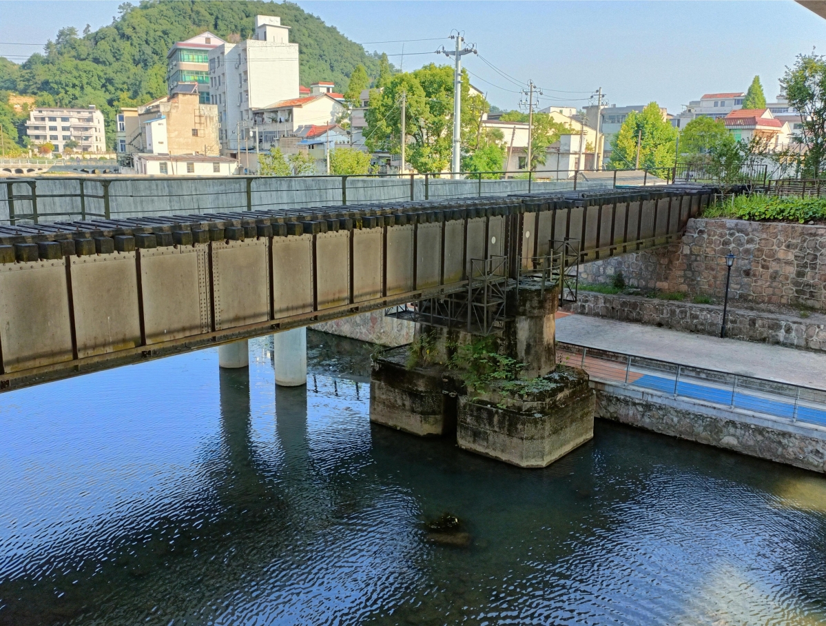 圖片2  大陳江鐵路橋.jpg